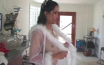 Download Asian reiko sucks cock in hot white lingerie