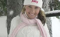 Ver ahora - Luisa demarcoy is a snow teen