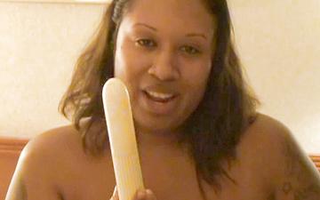 Herunterladen Sexy phat is a masturbation addict