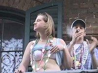 Samantha is a Mardi Gras Bead Master - movie 2 - 2