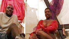 Juicy es una chica negra con enormes tetas - movie 1 - 2