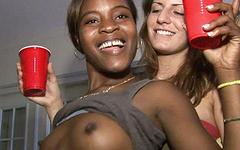 Ver ahora - Emily evermoore gets wild at the college parties