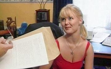 Herunterladen British women love spanking