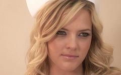 Kijk nu - Alexis texas is a registered nurse with cum on her face