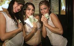  Laura and her friends are night club flashers - movie 4 - 7