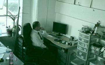 Descargar White collar daddies sucking and fucking in office surveillance video