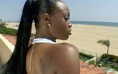 Jada Fire is a black dyme - movie 2 - 2