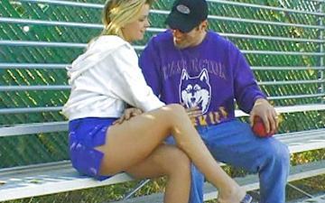 Downloaden Teri starr only goes to college sport events to find guys to fuck!