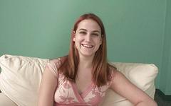 Guarda ora - Addie juniper spreads her legs on the casting couch