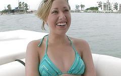 Kijk nu - Blonde college cutie solo masturbates on the nude party voyeur boat