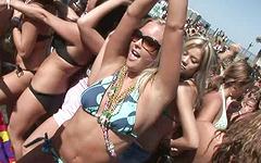 Amy has fun at the Spring Break Beach Party - movie 1 - 6