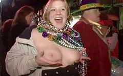 Mariah flashes her tits during Mardi Gras festivities - movie 4 - 4