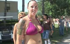 More brave amateurs get naked at the pole in huge public strip contest - movie 4 - 6