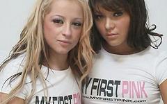 Kijk nu - Leigh logan enjoys her first pink along with natalia forrest