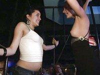 Whilimina is flashing everone at the club - movie 5 - 7