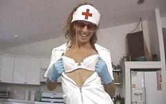 Regarde maintenant - Tyler dressed like a naughty nurse strokes a hard dick until he cums