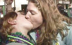 Mardi Gras footage features hot amateurs flashing their boobs in public - movie 5 - 5