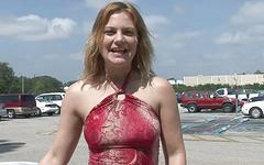 Jetzt beobachten - Pretty blonde flashes her tits ass and gash outdoors and in public