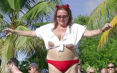 Amateur swingers participate in wet T-shirt contest outdoors for crowd - movie 5 - 7