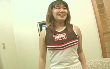 Scaricamento Koi hatoyama is a little asian cheerleader