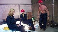 Carly Parker Has A Threesome With Her Construction Partners - movie 1 - 2