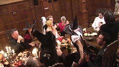 Le banquet du gang bang laisse Sativa Rose, Candy Manson et leurs amis pleins de sperme. - movie 5 - 2