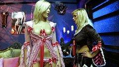 Shyla Stylez und Alexis Texas ficken seinen Schwanz durch seine Lederchaps - movie 1 - 2