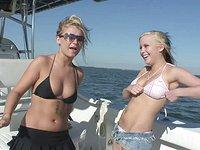 Sexy amateur party girls flash their tits and ass while out on a boat - movie 2 - 5