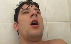 European jock Harold Zen masturbates in a shower in hot solo scene - movie 3 - 6