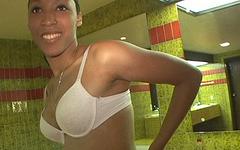 Regarde maintenant - Slender black woman ashley give a pov blowjob in interracial oral sex scene