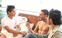 Ver ahora - 3 latino jocks in a hardcore anal threesome.