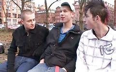 Ver ahora - Hung brit jocks and an eighteen-year old skater have a bareback threesome