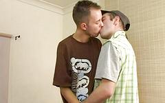 Kijk nu - New skater kyle licks josh's shaved hole and plows his tight jock ass