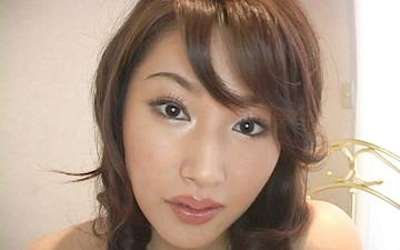 Scaricamento Minami otsuki eye catching cumshots