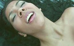 Brunette Latina Hellen Matheus masturbates in a pickup truck - bonus 3 - 6