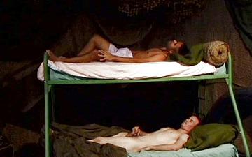 Descargar Tommy boy and vincent in latino on white bunkbed sex scene