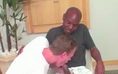 Guarda ora - Cute ginger athlete takes a big black cock up his ass