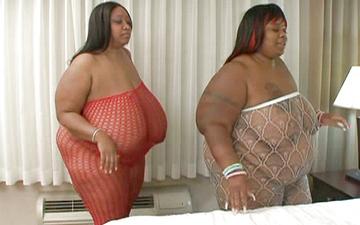 Download Interracial threesome with two 300 pound black babes and a horny white dude