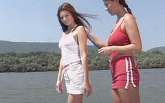 Guarda ora - Brunettes eva and nicole have a lesbian vibrator rendezvous on a beach