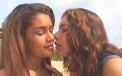 Kijk nu - Bianca biaggi and milla morena get naked outside and scissor each other.