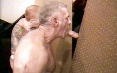 Kijk nu - Older men love cocksucking the most