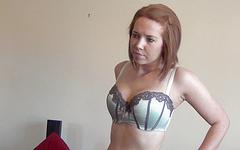 Ver ahora - Curvy red head with nice tits sucks a nerdy guy and swallows his cum