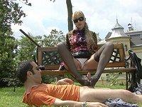 Sunglassed Nataly D'angelo Wacks Off Date With Soles of Her Feet - movie 3 - 4