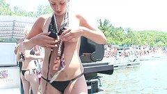 Clarissa gets fingered while her friends have fun in the water - movie 6 - 6