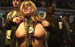 Betty and Gretta Love Mardi Gras - movie 3 - 7