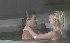 Taylor Lynn Gets Fucked in the Hot Tub - movie 5 - 2