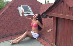 Vivien Bell films herself masturbating while nude suntanning on the roof - movie 7 - 2