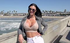 Jasmine Jae is een Britse schoonheid die de Amerikaanse lul wil ervaren - movie 1 - 2