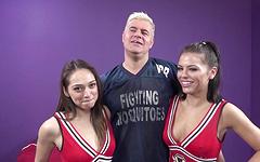 Sara Luvv en Adriana Chechik twee cheerleaders die houden van een goede cum swap - movie 3 - 2