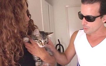 Download Horny hunk wears sunglasses while he fucks a nasty looking cumslut whore